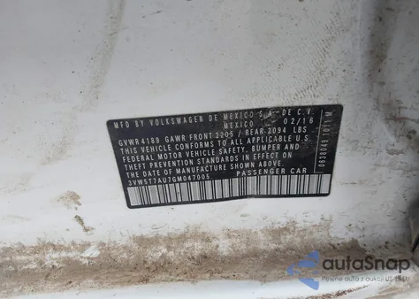 2016 Volkswagen Golf Gti S 4-Door z USA, uszkodzony, nr VIN 3VW5T7AU7GM047005